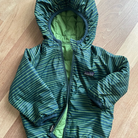 Patagonia baby coat. Reversible - Picture 3 of 4